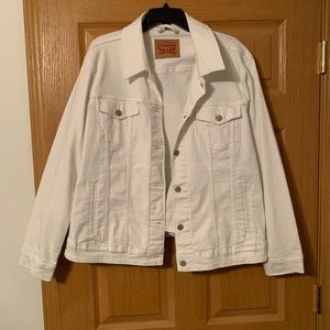 NWT Levi Strauss White Denim Jacket